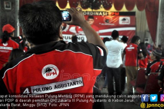 Galang Relawan, Janjikan Gaji dari DPR untuk Modal Koperasi - JPNN.COM