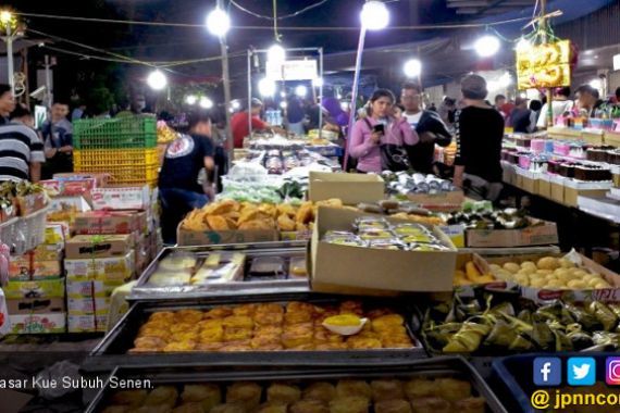 Inilah Sejarah Panjang Pasar Kue Subuh Senen yang Melegenda - JPNN.COM
