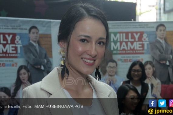 Julie Estelle Digaet Agensi Internasional - JPNN.COM