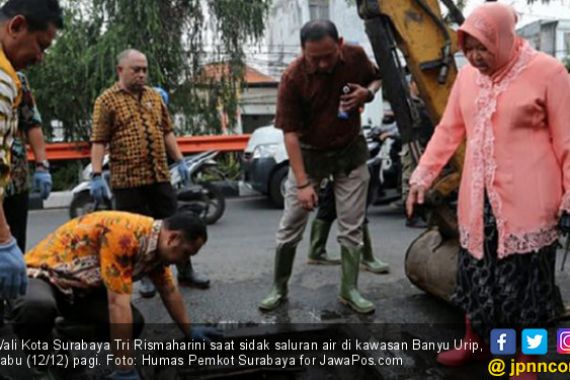 Sidak Malam, Bu Risma Keseleo, Otot Robek 6 Cm - JPNN.COM