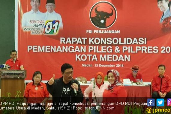 Djarot Sebut Sebagian Kader Gerindra Hatinya ke Jokowi - JPNN.COM
