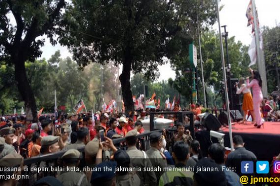 Persija Bangga Lihat Suka Cita The Jakmania Pawai Juara - JPNN.COM