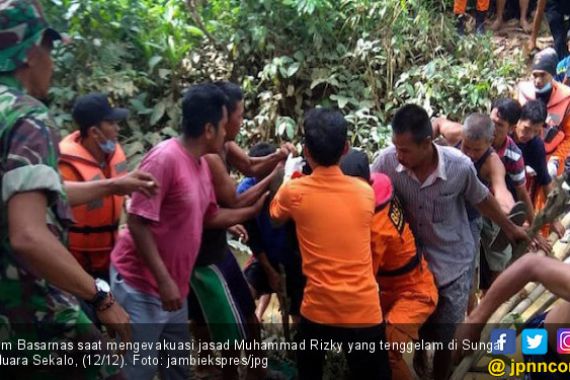 Tim SAR Temukan Jasad Bocah 11 Tahun di Sungai Muara Sekalo - JPNN.COM