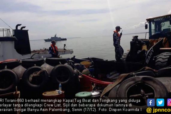KRI Torani-860 Tangkap Kapal Tug Boat Tanpa Crew List - JPNN.COM