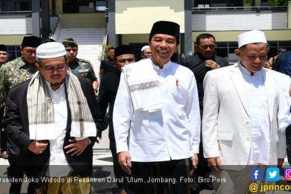 Sambangi Darul Ulum Jombang, Jokowi Bicara Merawat Kerukunan - JPNN.COM