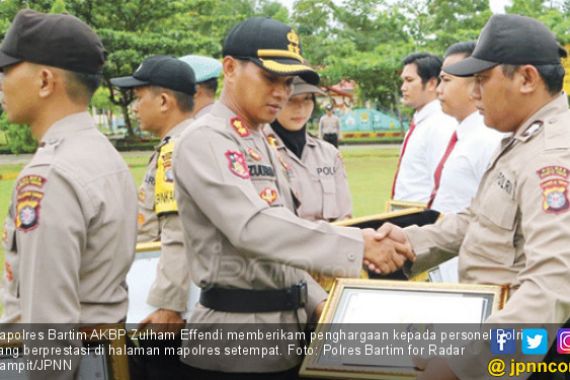 Patut Dicontoh, 8 Polisi Harumkan Citra Polri - JPNN.COM