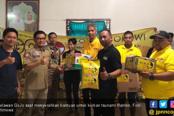 Relawan Gojo Salurkan Bantuan untuk Korban Tsunami Banten - JPNN.COM