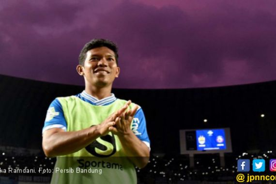 Bintang Persib Bandung Putuskan Pensiun - JPNN.COM