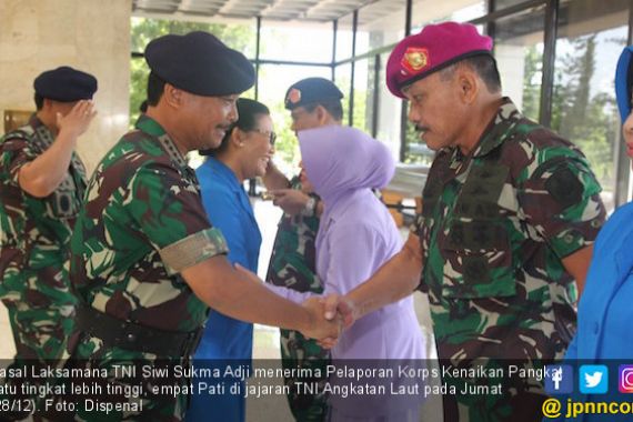 Kasal Terima Pelaporan Korps Kenaikan Pangkat 4 Pati TNI AL - JPNN.COM
