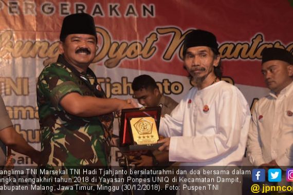 Panglima TNI Silaturahmi dan Doa Bersama di Ponpes UNIQ - JPNN.COM