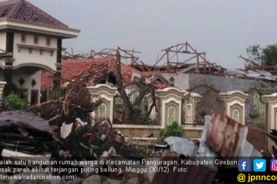 Puting Beliung Cirebon: 1 Tewas, 9 Terluka, 2 Depresi - JPNN.COM