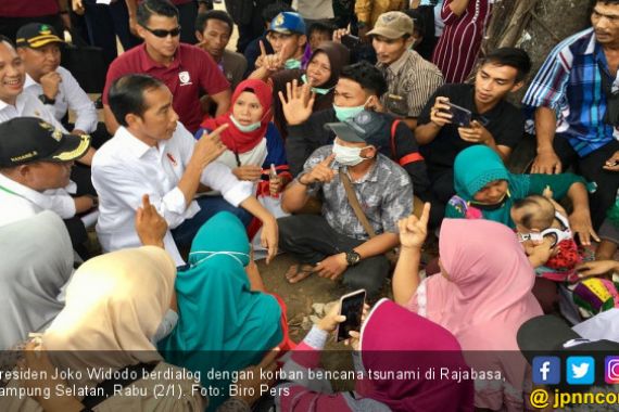 Jokowi Bakal Relokasi Korban Tsunami di Rajabasa - JPNN.COM