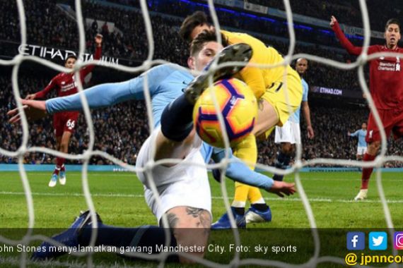 Ini Aksi Ajaib John Stones saat Duel Man City vs Liverpool - JPNN.COM