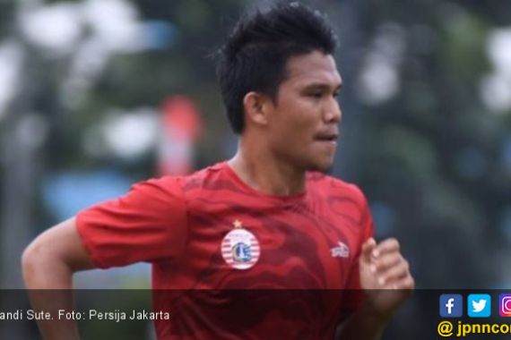 Persija Latihan Kembali, Sandi Sute Rasakan Manfaat Jaga Kondisi di Kampung - JPNN.COM
