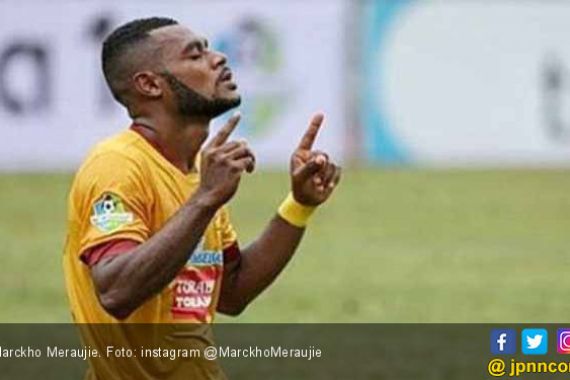 Marckho Meraujie Beri Sinyal Hengkang dari Sriwijaya FC - JPNN.COM
