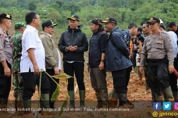 14 KPM PKH Jadi Korban Tanah Longsor di Sukabumi - JPNN.COM