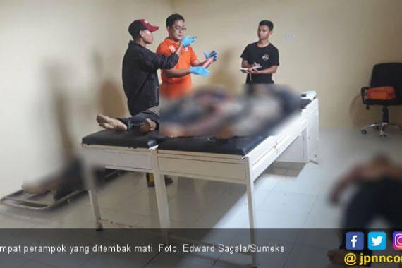 4 Perampok yang Ditembak Mati Pernah Nyamar Jadi Polisi - JPNN.COM