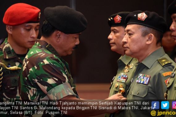 Panglima Pimpin Sertijab Kapuspen TNI - JPNN.COM