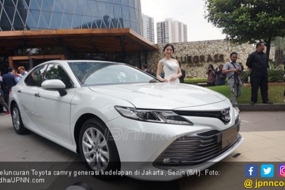 Toyota Camry Terbaru Diharapkan Perluas Sasaran Konsumen - JPNN.COM