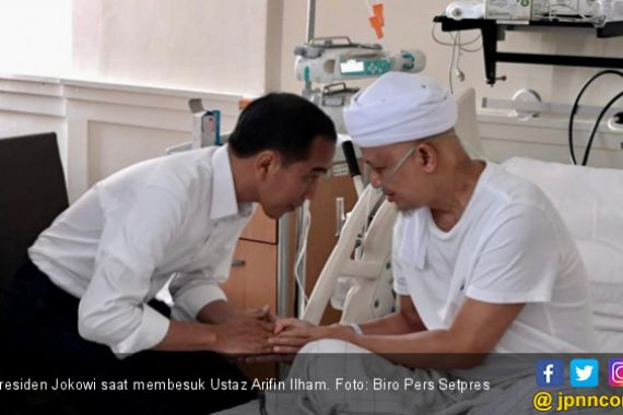 Presiden Jokowi Besuk Ustaz Arifin Ilham - JPNN.COM