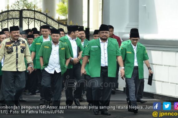 Gus Yaqut Boyong Pengurus Ansor ke Istana Temui Pak Jokowi - JPNN.COM