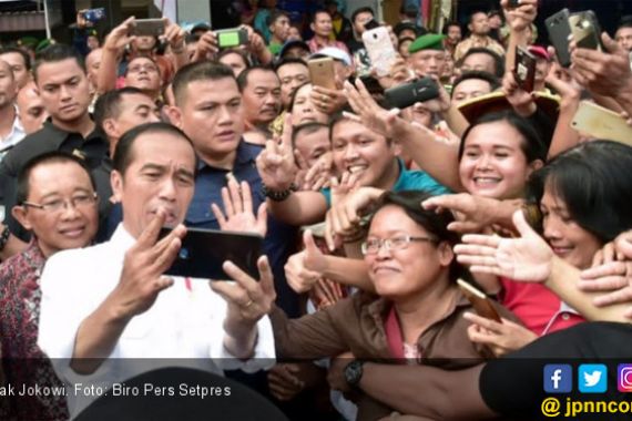Jokowi Tidak Takut di Dekat Rumahnya Ada Markas Prabowo - JPNN.COM