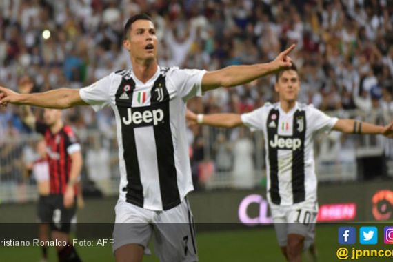 Cristiano Ronaldo Bawa Juventus Juara Piala Super Italia - JPNN.COM
