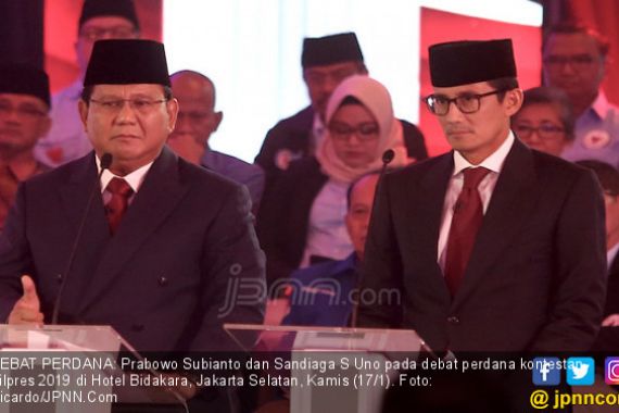 Bicara Penegakan Hukum, Prabowo Berjanji Naikkan Gaji Aparat - JPNN.COM