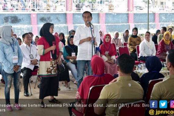 Jokowi Pengin Peserta Program Mekaar Segera Naik Kelas - JPNN.COM