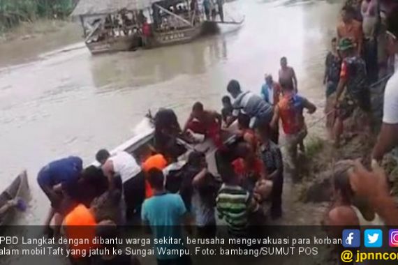 Taft Tergelincir dari Rakit Saat Seberangi Sungai, 5 Tewas, 2 Hilang - JPNN.COM