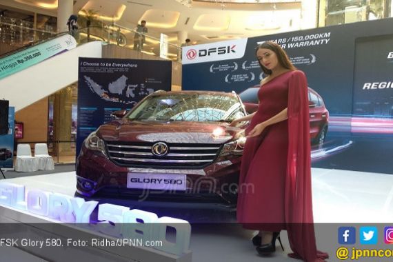 DFSK Tetapkan Harga Glory 580 di Bawah Rp 250 Juta - JPNN.COM