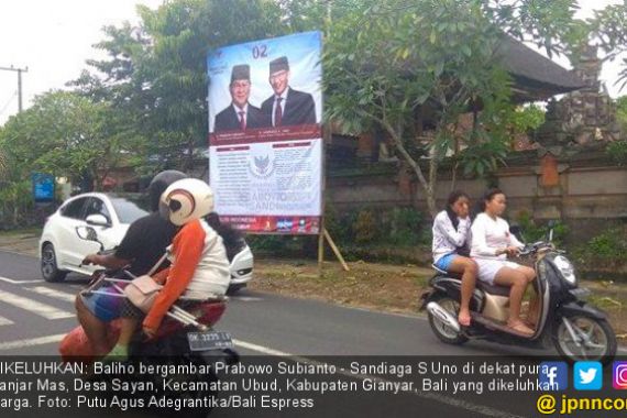 Baliho Prabowo-Sandiaga di Dekat Pura Jadi Keluhan Warga - JPNN.COM