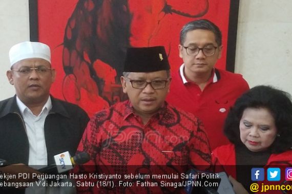 PDIP: Muhammadiyah dan NU Layak Dapat Nobel Perdamaian - JPNN.COM