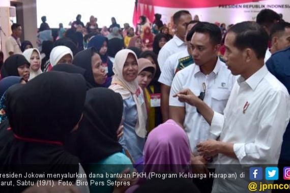 Jokowi Sebut Tiga Prioritas Penggunaan Dana PKH - JPNN.COM