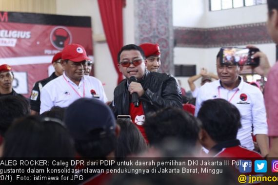 Caleg Rocker Berjanji Wakafkan Gaji untuk Modali Koperasi - JPNN.COM