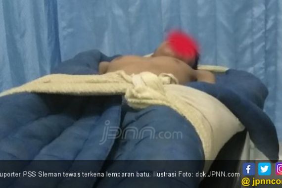 Terkena Lemparan Batu, Suporter PSS Sleman Tewas - JPNN.COM