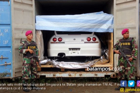 Bea Cukai Buru Dalang Penyeludupan Mobil eks Singapura ke Batam - JPNN.COM
