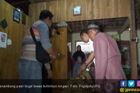 Penambang Pasir Ilegal Tewas Tertimbun Longsor - JPNN.COM