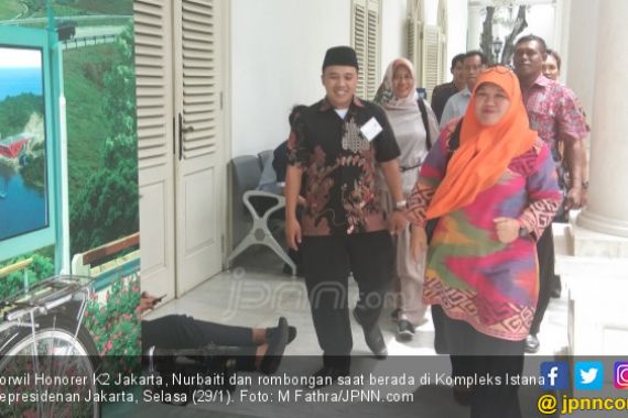 Pengurus Forum Honorer K2 Muncul di Istana - JPNN.COM