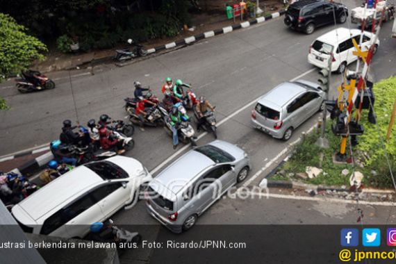 Baru Hari Pertama, Polda Metro Jaya Tindak 2.857 Pelanggaran Melawan Arus - JPNN.COM