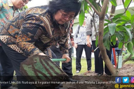 Menteri Siti : Jangan Remehkan Acara Tanam Pohon ! - JPNN.COM