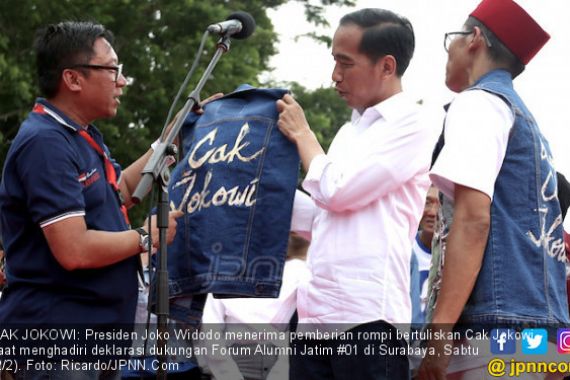 Ada Predikat Cak dan Jancuk untuk Pak Jokowi, tolong Baca Artinya - JPNN.COM