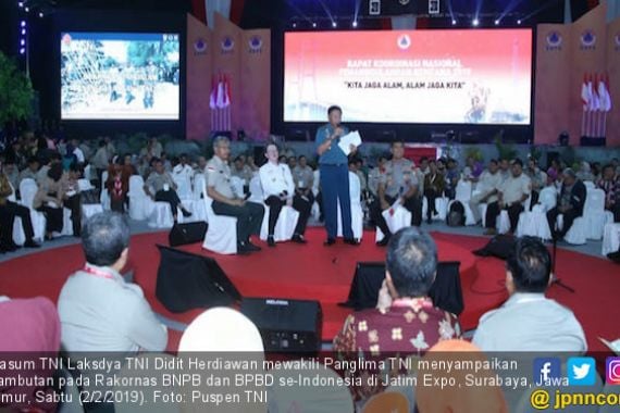 Dukungan TNI di Wilayah Bencana Demi Stabilitas Sosial Masyarakat - JPNN.COM