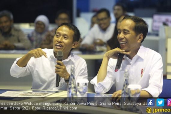 Jokowi Setuju Merevisi Pasal Karet Dalam UU ITE - JPNN.COM