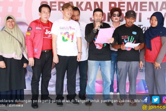 Pedagang Gerobakan di Tangsel Siap Menangkan Jokowi - Ma'ruf - JPNN.COM
