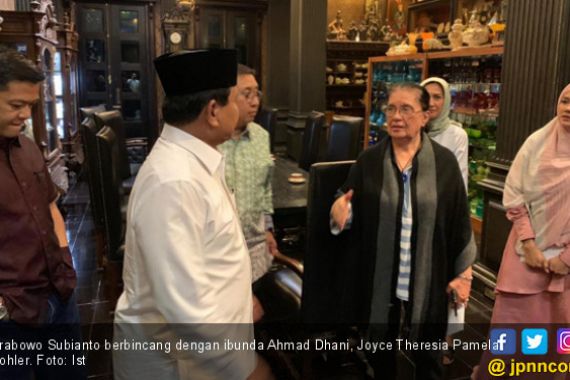 Usai Kunjungi Ibunda Ahmad Dhani, Prabowo Keluarkan Imbauan Buat Indonesia Adil Makmur - JPNN.COM