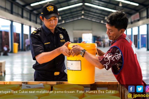 Bea Cukai Cilacap Datangi Dinas Perdagangan, Koperasi dan UKM Cari Data IKM Berpotensi Ekspor - JPNN.COM