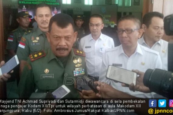 100 Prajurit TNI dari Satuan Tempur Siap Berangkat, Pasti Bisa! - JPNN.COM