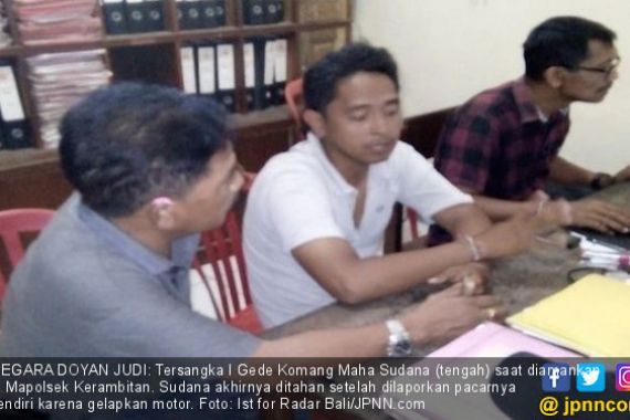 Gegara Judi, Duda Satu Anak Gelapkan Motor Milik Janda, Akhirnya... - JPNN.COM