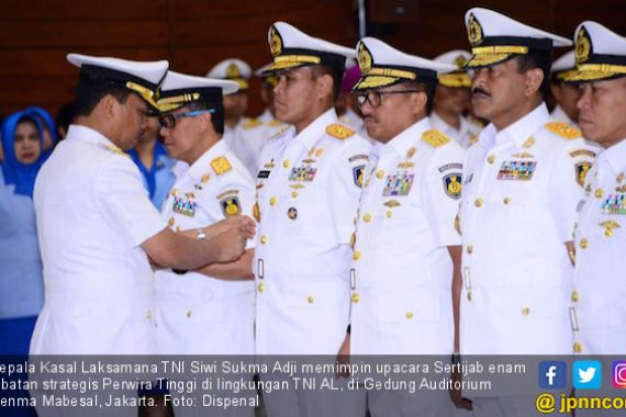 Pesan Penting Kasal Saat Pimpin Pergantian 6 Jabatan Strategis TNI AL - JPNN.COM